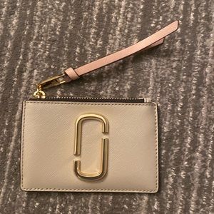 Marc Jacobs Snapshot top zip multi wallet